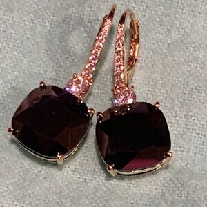 Absolutely gorgeous new black  stone with white crystals  earrings from France